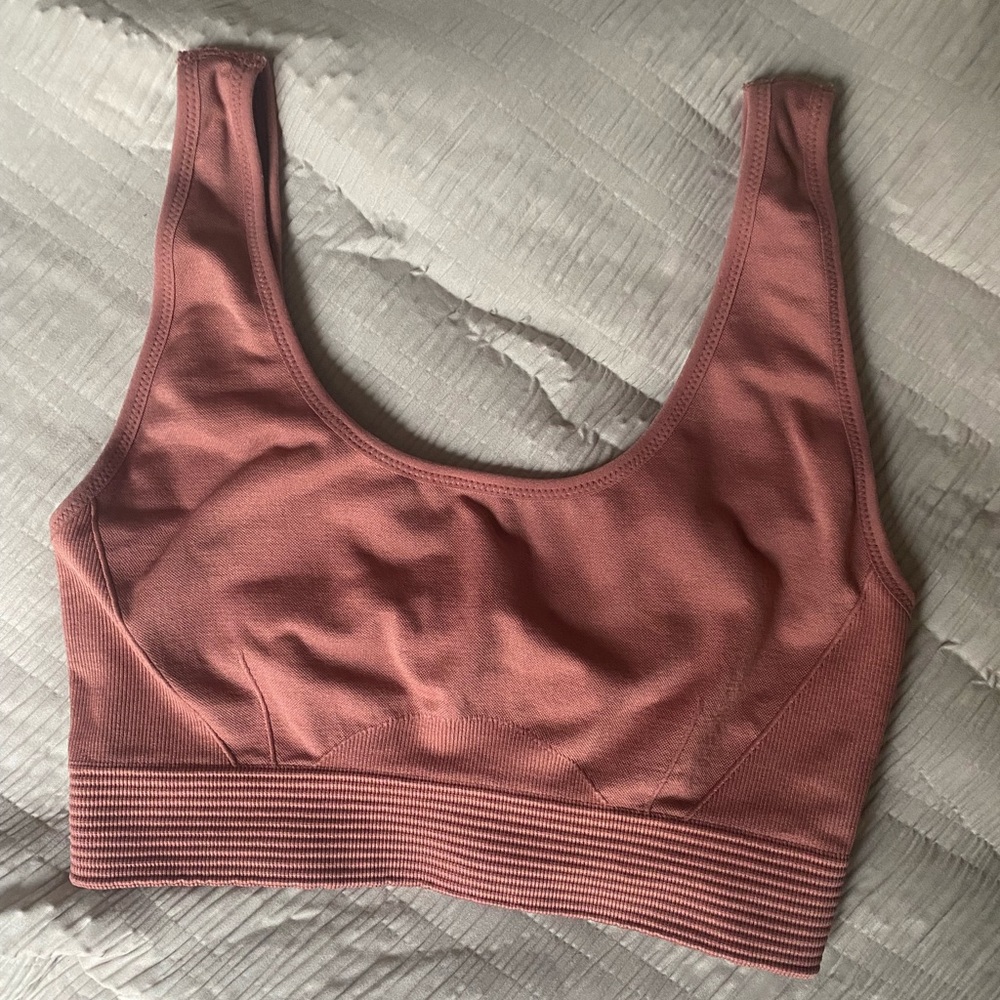 Fabletics Luciana seemless sports bra